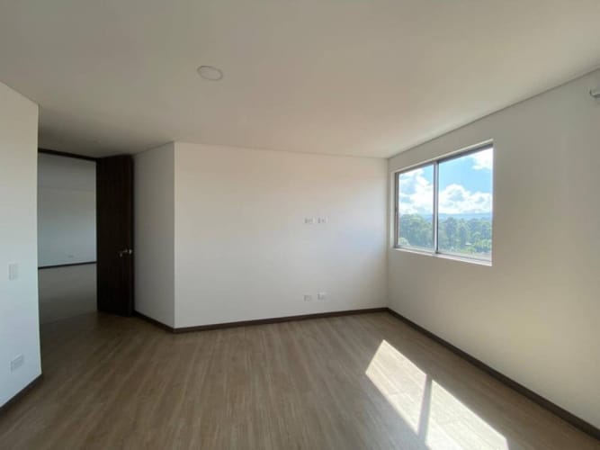 Apartamento de 2 alcobas en venta en Rionegro, 87 m² · foto 6 de 10