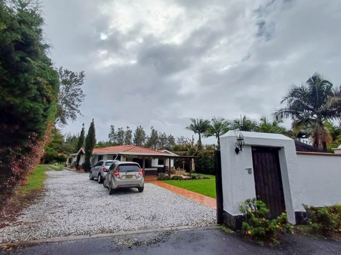 Finca en arriendo en Aeropuerto, Rionegro, 6500 m² · foto 2 de 24