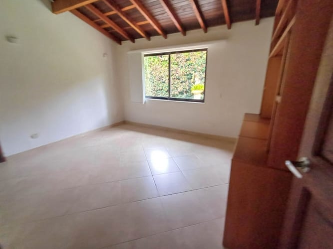Finca en arriendo en Aeropuerto, Rionegro, 6500 m² · foto 3 de 24