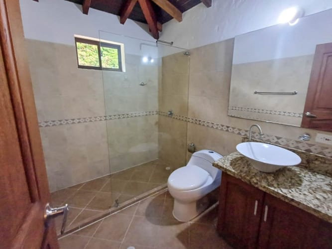 Finca en arriendo en Aeropuerto, Rionegro, 6500 m² · foto 8 de 24