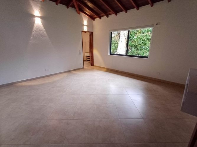 Finca en arriendo en Aeropuerto, Rionegro, 6500 m² · foto 13 de 24