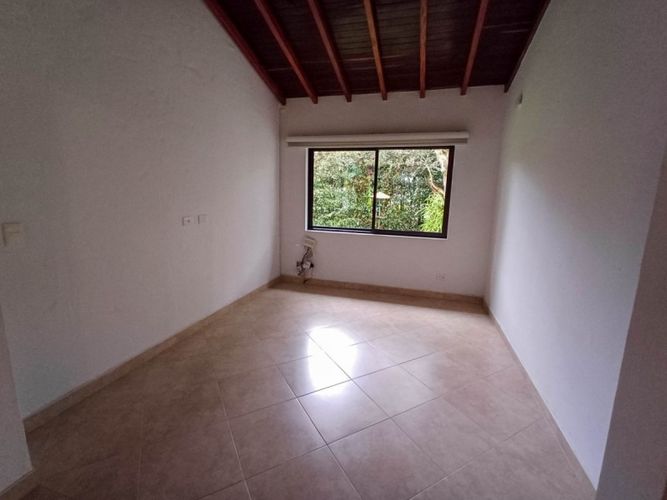 Finca en arriendo en Aeropuerto, Rionegro, 6500 m² · foto 16 de 24