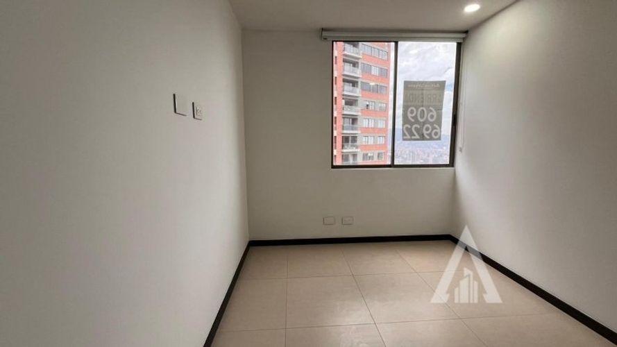Apartamento de 2 alcobas en arriendo en Altos Del Poblado, Medellín, 75 m² · foto 5 de 16