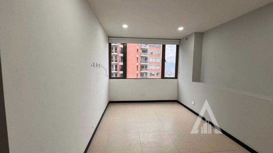 Apartamento de 2 alcobas en arriendo en Altos Del Poblado, Medellín, 75 m² · foto 7 de 16