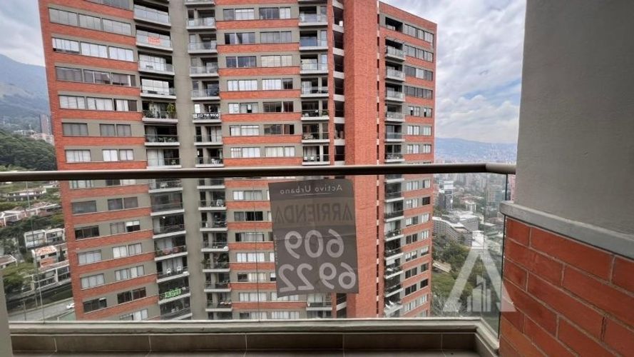 Apartamento de 2 alcobas en arriendo en Altos Del Poblado, Medellín, 75 m² · foto 9 de 16