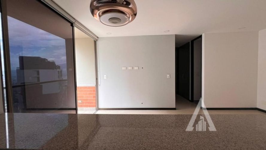 Apartamento de 2 alcobas en arriendo en Altos Del Poblado, Medellín, 75 m² · foto 13 de 16