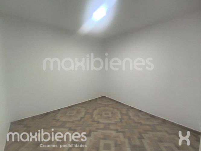 Casa de 2 alcobas en venta en Francisco Antonio Zea, Medellín, 52 m² · foto 2 de 8