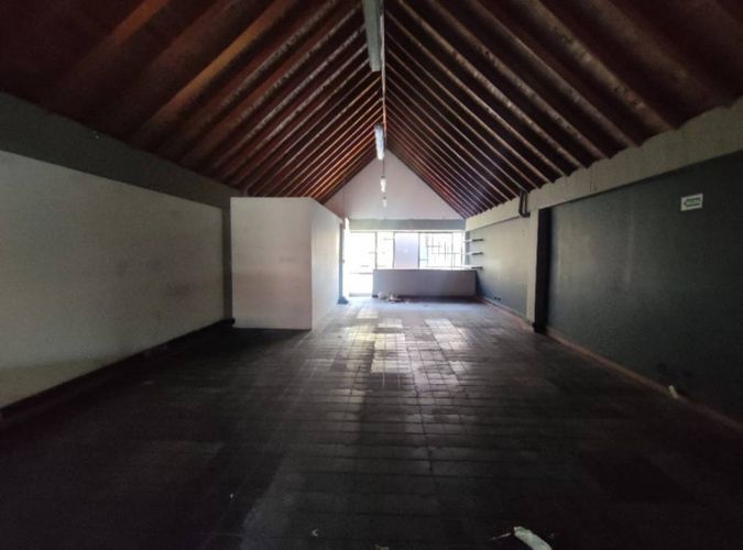 Local en arriendo en Zuñiga, Envigado, 216 m² · foto 3 de 12