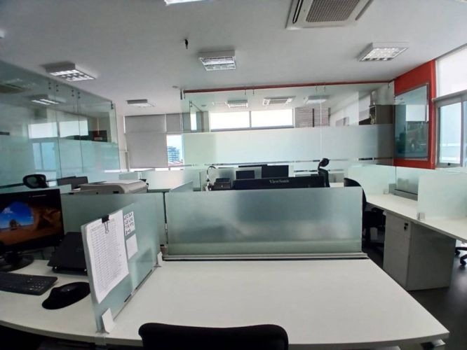 Oficina en arriendo en Las Lomas, Medellín, 130 m² · foto 10 de 24