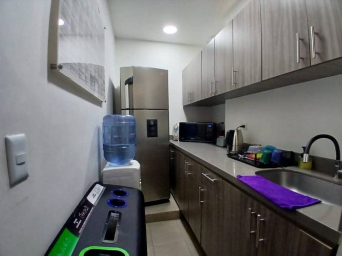 Oficina en arriendo en Las Lomas, Medellín, 130 m² · foto 20 de 24