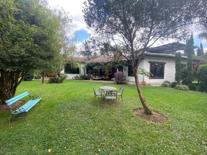 Casa de 3 alcobas en venta en Llano Grande, Rionegro · foto 3 de 18