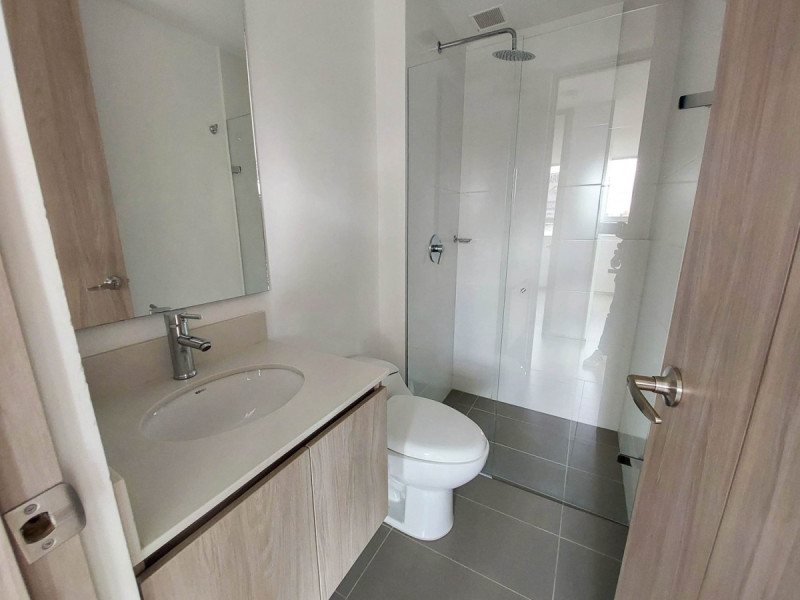 Apartamento en arriendo en Los Colegios, Rionegro · foto 8 de 14