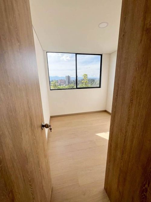 Apartamento de 2 alcobas en venta en Llano Grande, Rionegro, 65 m² · foto 6 de 8