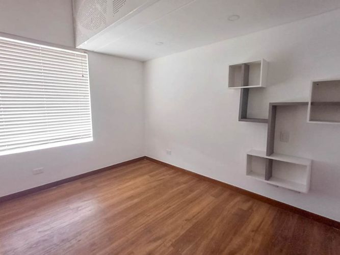 Casa de 3 alcobas en venta en Santa Elena, El Retiro, 248 m² · foto 5 de 24
