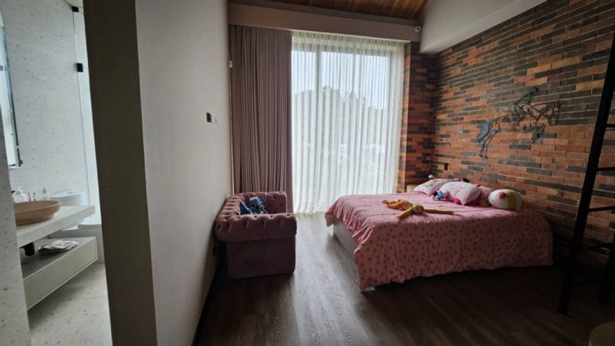 Casa de 6 alcobas en venta en Vía Las Palmas, Envigado, 1113 m² · foto 19 de 24