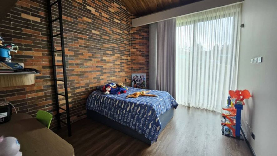 Casa de 6 alcobas en venta en Vía Las Palmas, Envigado, 1113 m² · foto 20 de 24