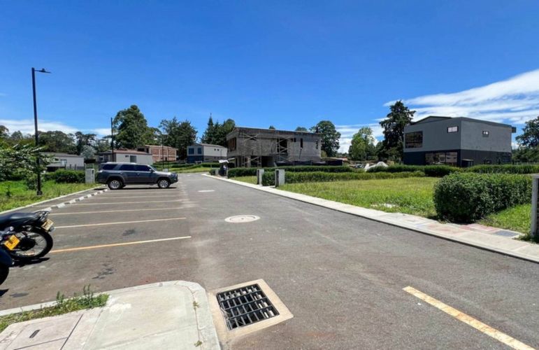 Lote en venta en Llano Grande, Rionegro, 266 m² · foto 2 de 6