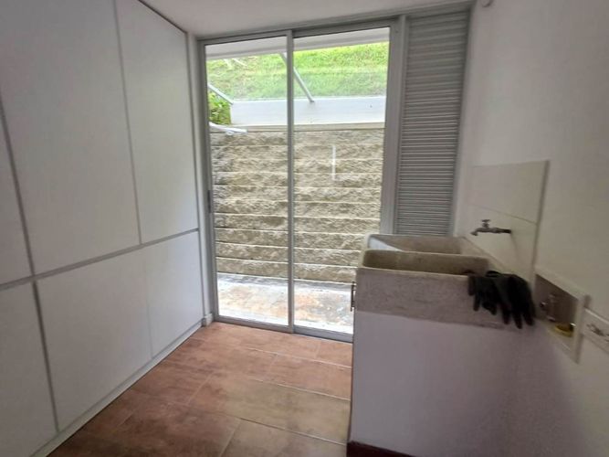 Casa de 3 alcobas en venta en Santa Elena, El Retiro, 248 m² · foto 21 de 24