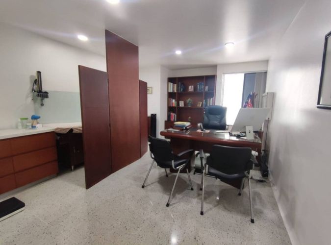 Consultorio en arriendo en Patio Bonito, Medellín, 39 m² · foto 2 de 8