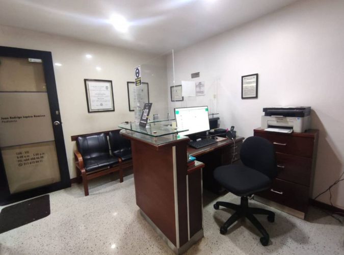 Consultorio en arriendo en Patio Bonito, Medellín, 39 m² · foto 7 de 8