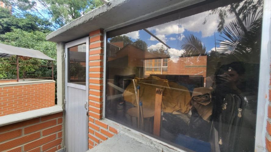 Apartamento de 3 alcobas en venta en El Tesoro, Medellín, 196 m² · foto 4 de 16