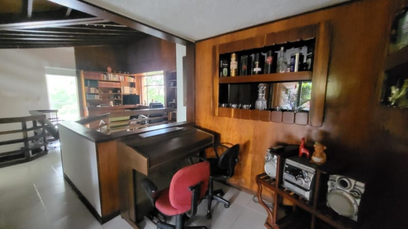 Apartamento de 3 alcobas en venta en El Tesoro, Medellín, 196 m² · foto 5 de 16