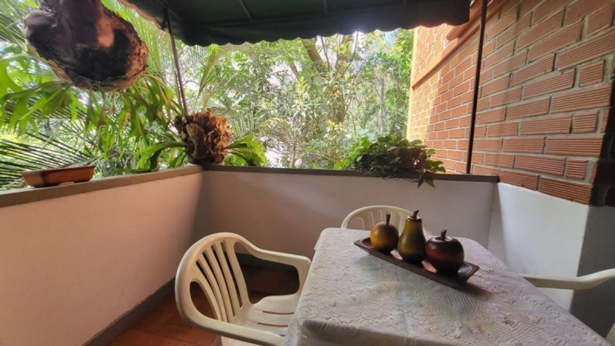 Apartamento de 3 alcobas en venta en El Tesoro, Medellín, 196 m² · foto 12 de 16