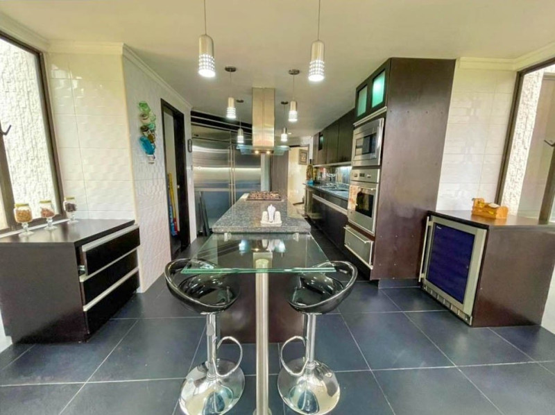 Apartamento en arriendo en El Poblado, Medellín · foto 8 de 22