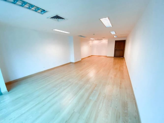 Oficina en arriendo en El Poblado, Medellín, 53 m² · foto 7 de 11