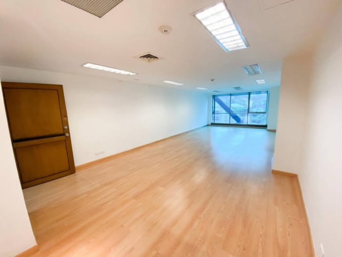 Oficina en arriendo en El Poblado, Medellín, 53 m² · foto 9 de 11