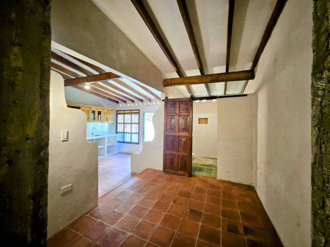 Casa de 7 alcobas en venta en Altos Del Poblado, Medellín, 413 m² · foto 7 de 24