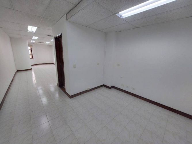 Oficina en arriendo en Castropol, Medellín, 48 m² · foto 4 de 9