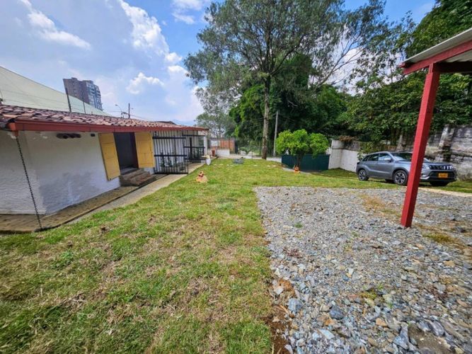 Casa de 7 alcobas en venta en Altos Del Poblado, Medellín, 413 m² · foto 13 de 24