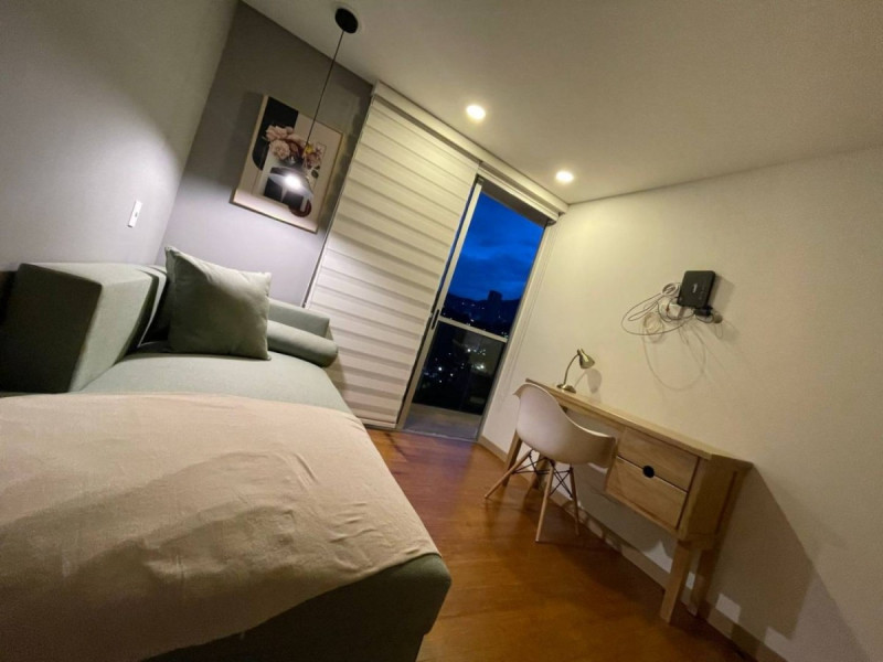 Apartamento en arriendo en El Poblado, Medellín · foto 5 de 24