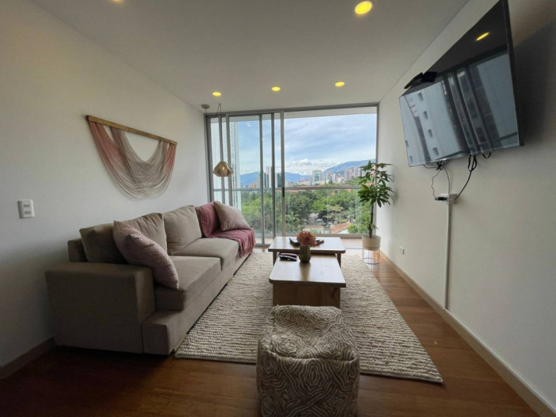 Apartamento en arriendo en El Poblado, Medellín · foto 6 de 24