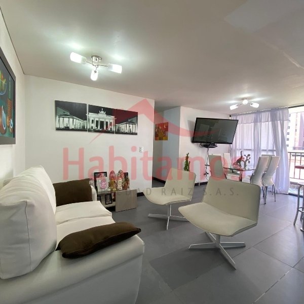 Apartamento en venta en Rodeo Alto, Medellín · foto 3 de 22