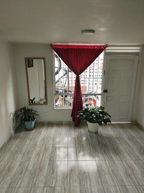 Casa de 2 alcobas en venta en La Magnolia, Madrid, 80 m² · foto 7 de 9