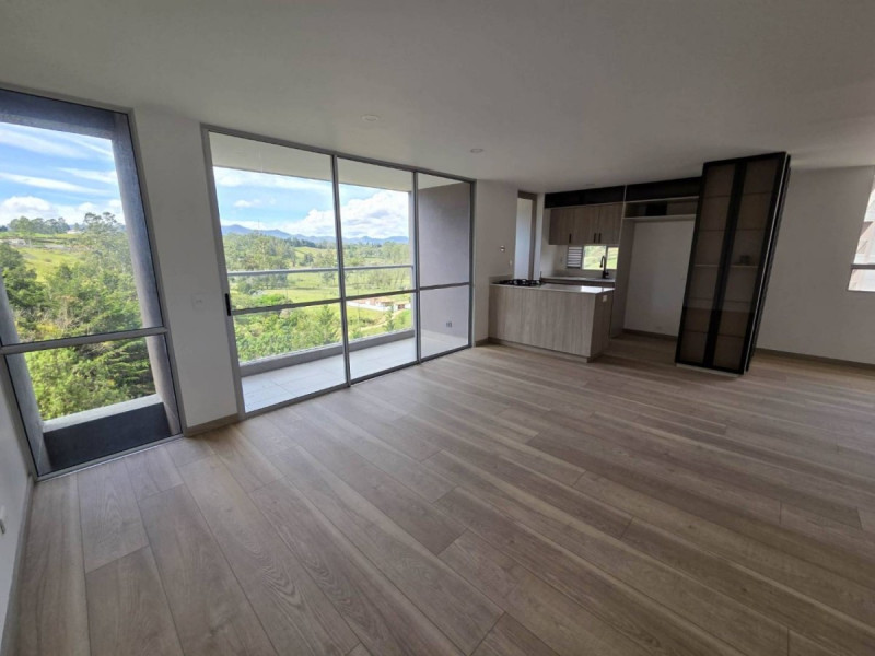 Apartamento en arriendo en Los Colegios, Rionegro · foto 2 de 13
