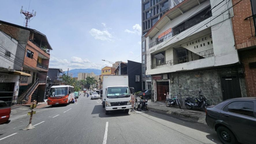 Apartamento en venta en Bombona No.1, Medellín · foto 2 de 8