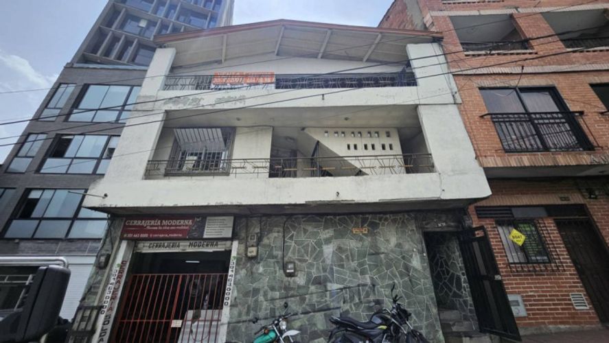 Apartamento en venta en Bombona No.1, Medellín · foto 3 de 8