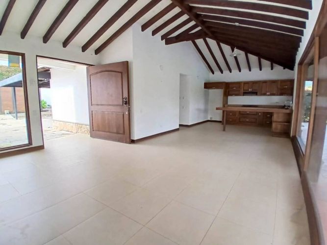 Finca en arriendo en Pontezuela, Rionegro, 550 m² · foto 4 de 24