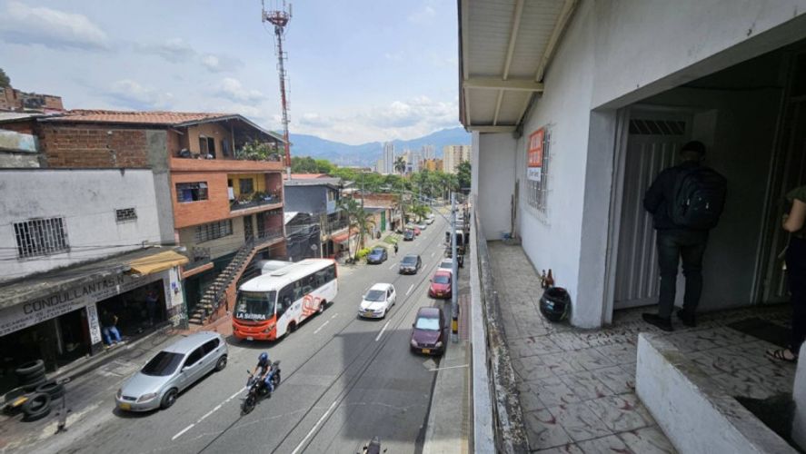 Apartamento en venta en Bombona No.1, Medellín · foto 8 de 8