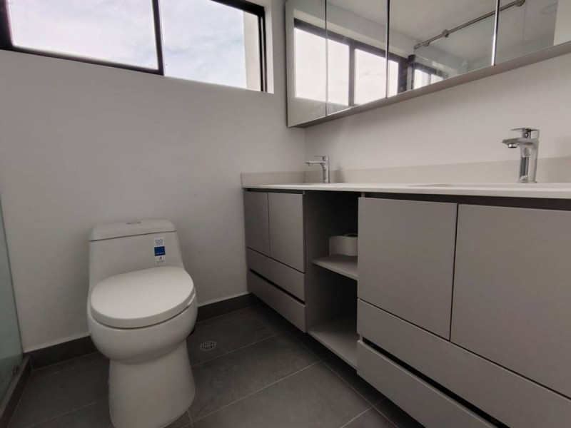 Apartamento en arriendo en El Poblado, Medellín · foto 7 de 15