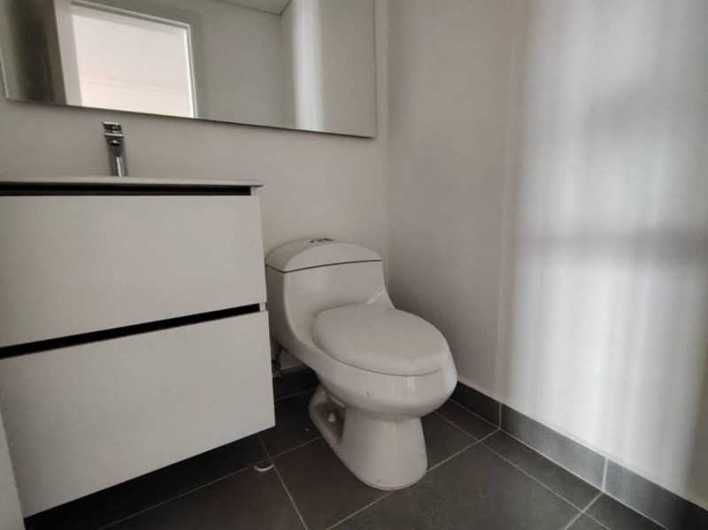 Apartamento en arriendo en El Poblado, Medellín · foto 13 de 15