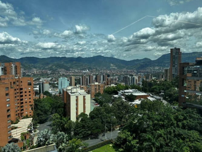 Oficina en venta en Castropol, Medellín, 365 m² · foto 9 de 12