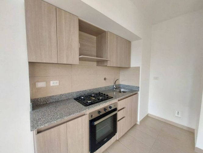 Apartamento de 1 alcoba en venta en El Porvenir, Rionegro, 40 m² · foto 2 de 10