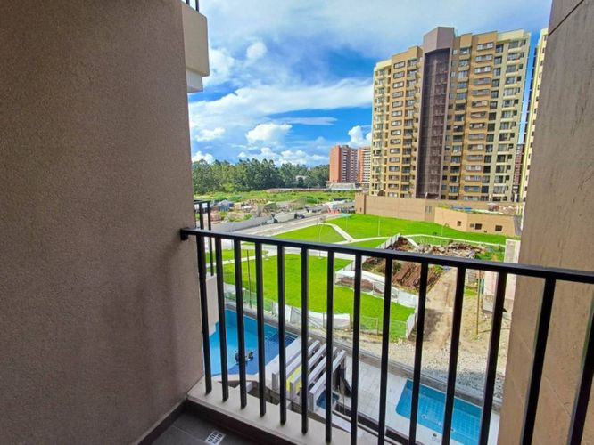 Apartamento de 2 alcobas en venta en Llano Grande, Rionegro, 84 m² · foto 2 de 24