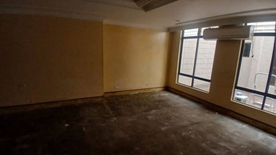 Casa de 6 alcobas en venta en La Castellana, Medellín, 600 m² · foto 17 de 18