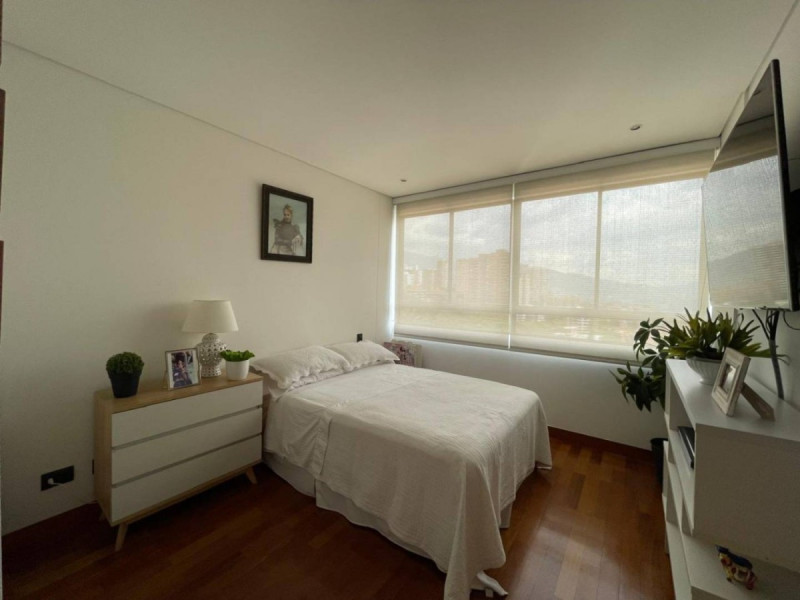 Apartamento en venta en El Poblado, Medellín · foto 12 de 21