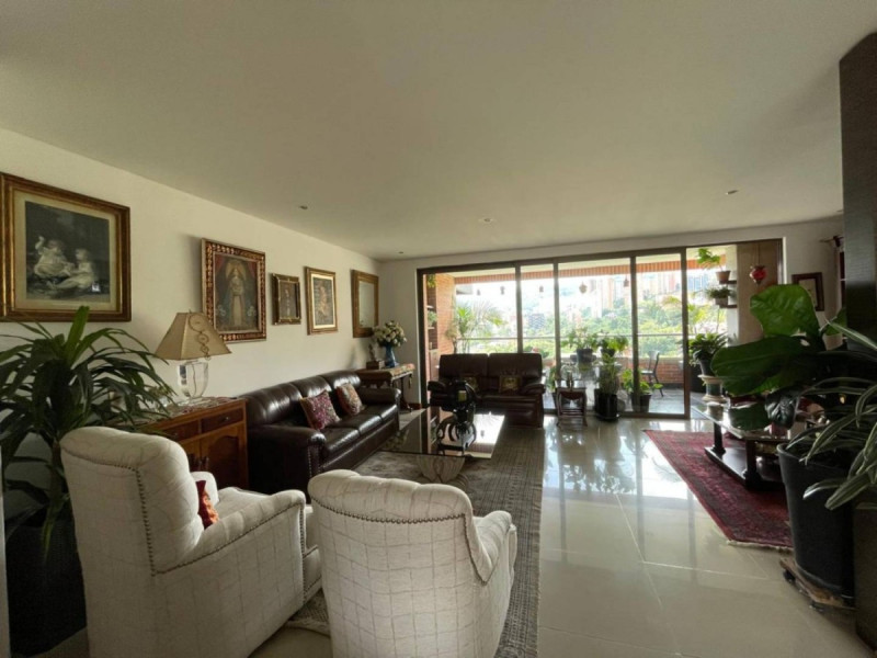 Apartamento en venta en El Poblado, Medellín · foto 16 de 21